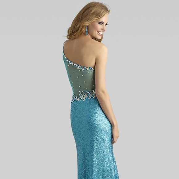 Clarisse turquoise sequin gown - Picture 2 of 8